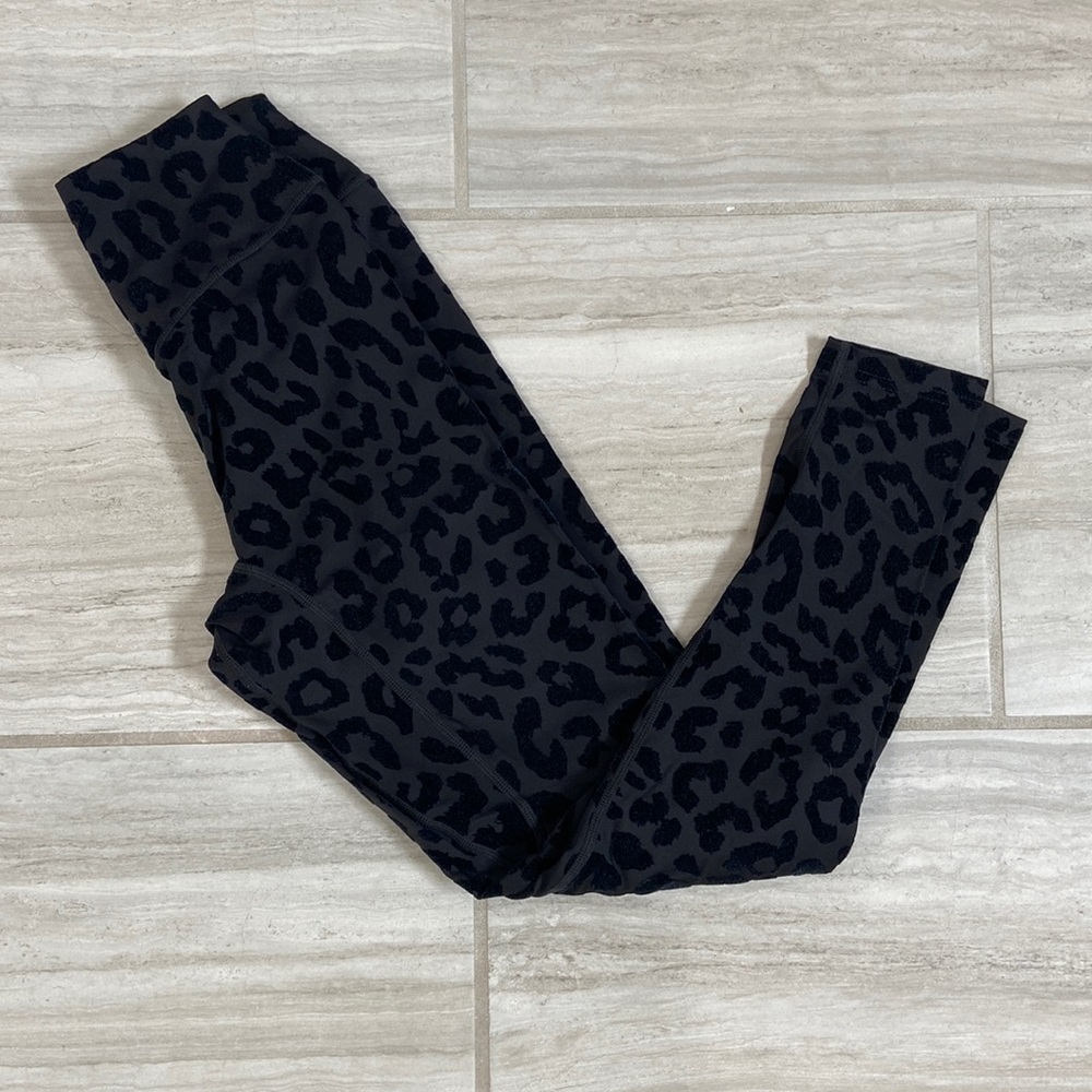 Balance Legging - Picture 1 of 3